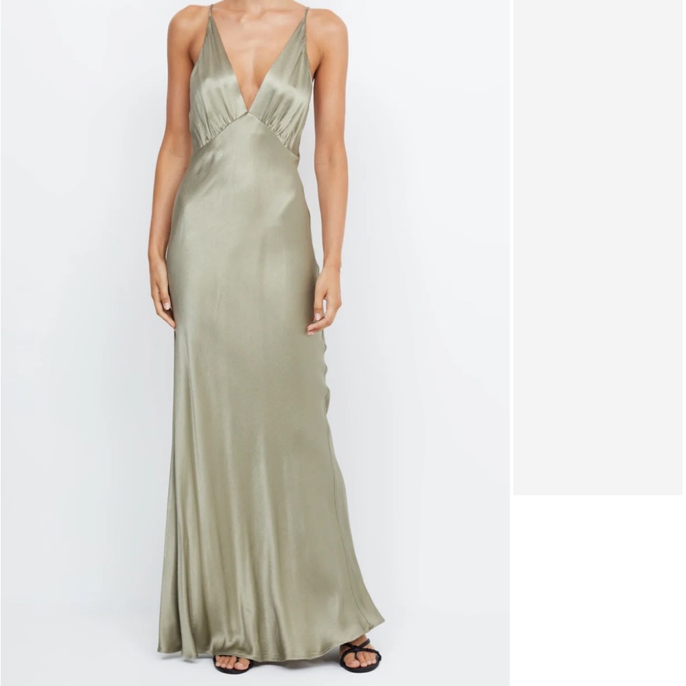 MOON DANCE V MAXI DRESS